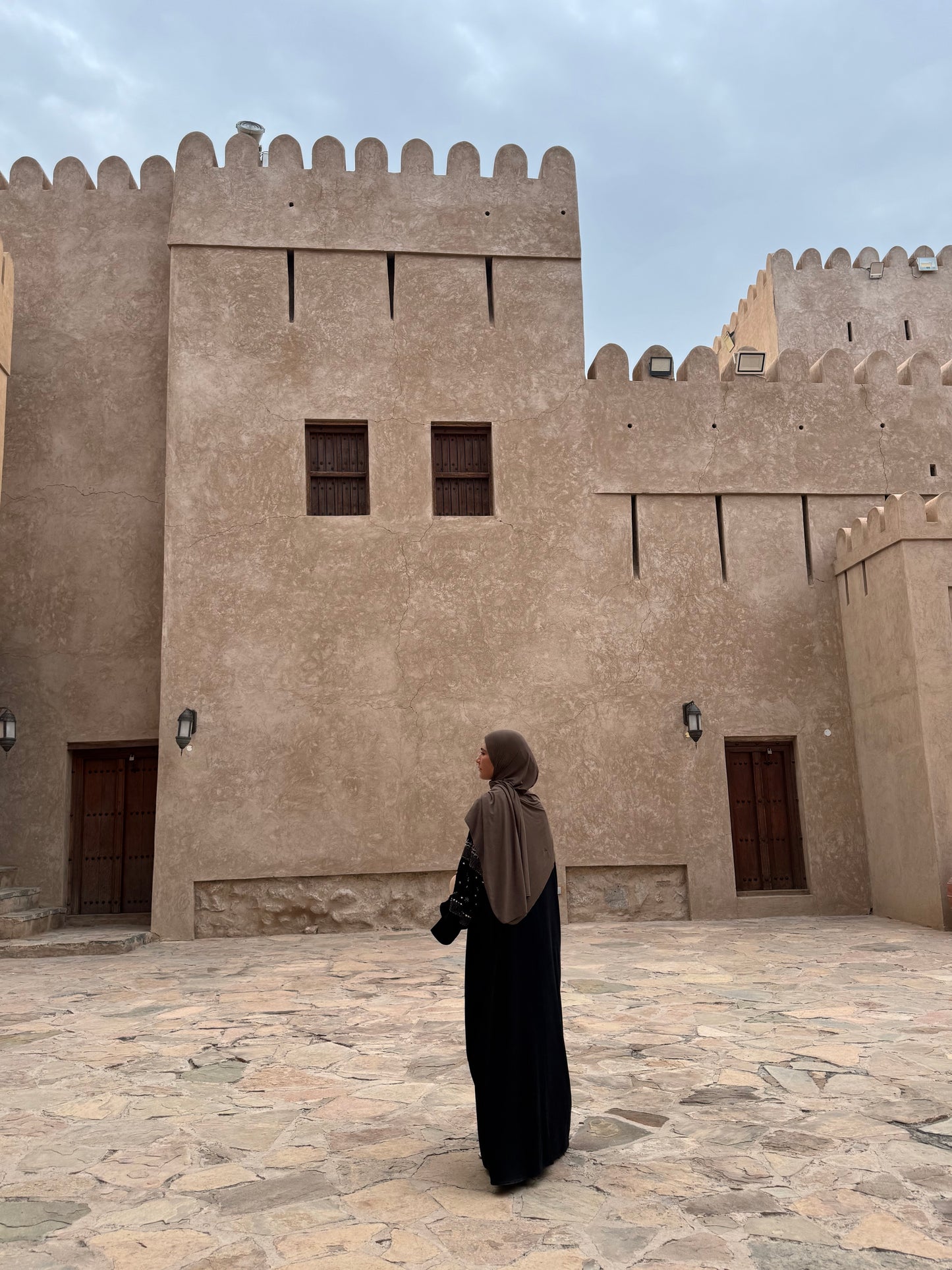 Abaya ZAYNA – Ombre Solaire