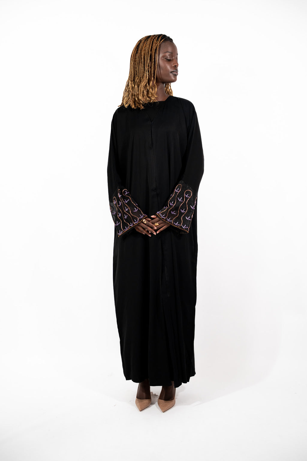 Abaya Leila – Grace in motion