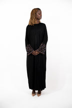 Abaya Leila – Grace in motion
