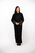 Abaya Leila – Grace in motion