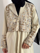 abaya syria beige brodée vue de face col blazer 