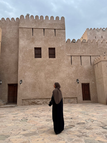 Abaya ZAYNA – Ombre Solaire