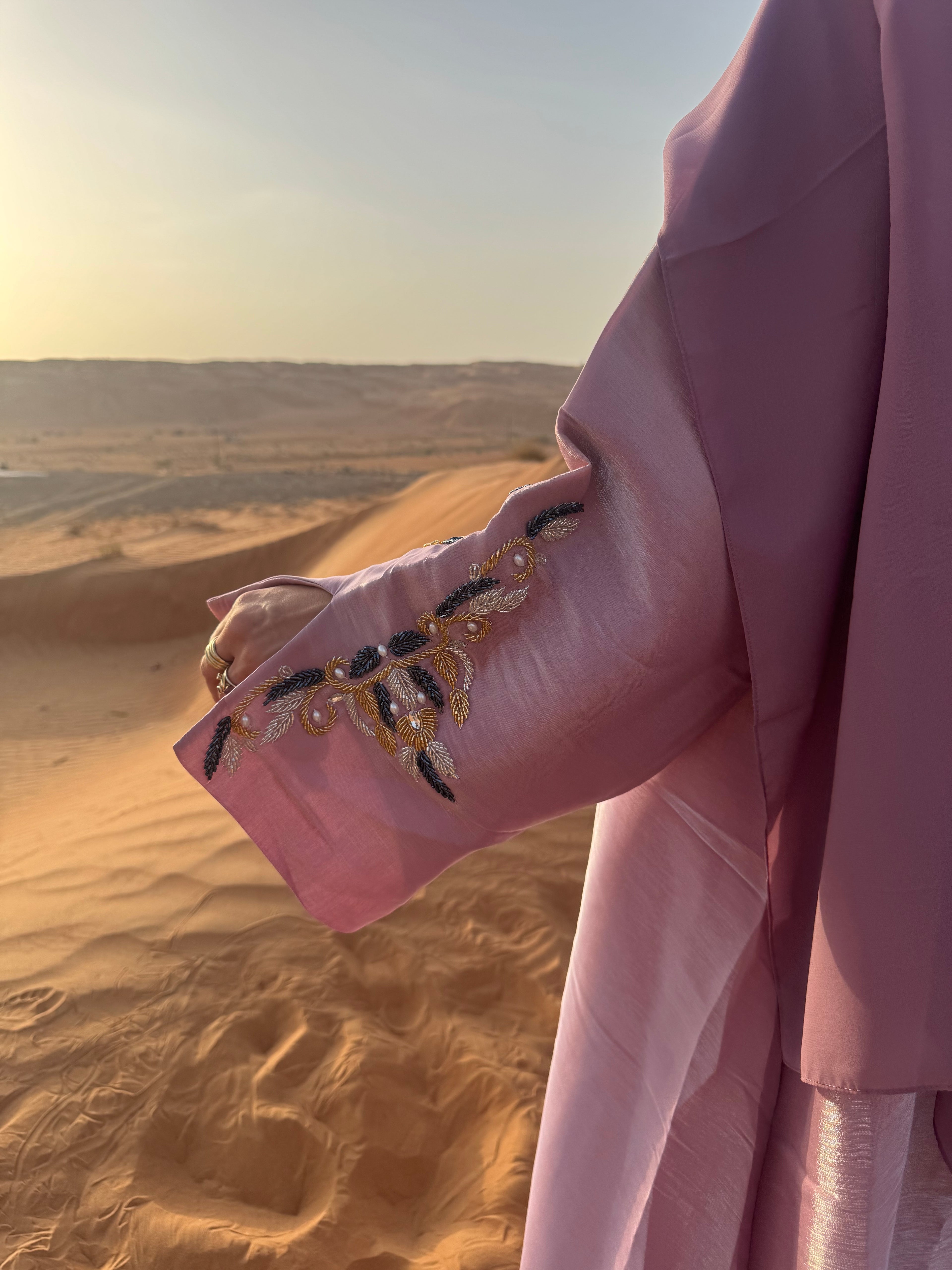 Sabah-Ensemble (Abaya, Unterkleid, Schleier) – Morgendämmerung